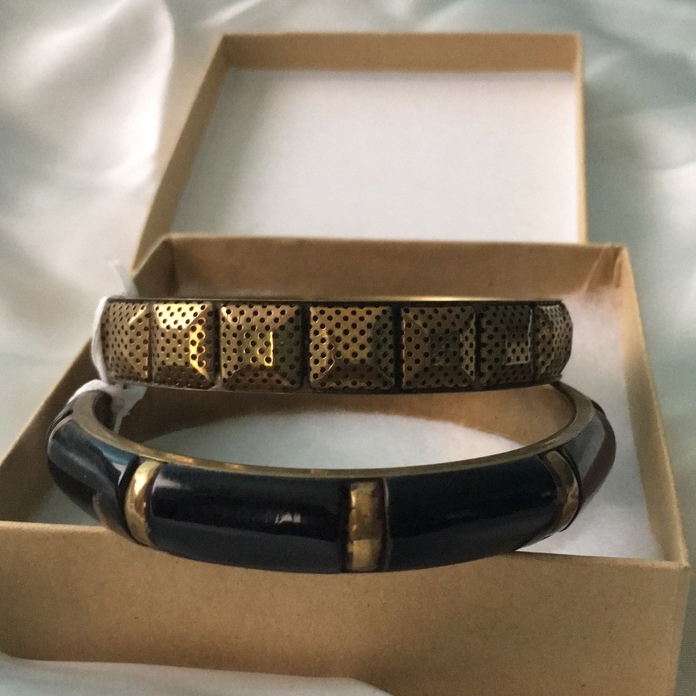 Black and gold bangles